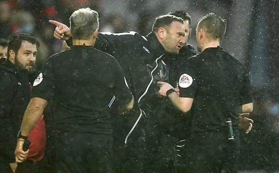 咪咕体育直播-更好保护赛场上的判官？英足总计划给裁判配摄像头