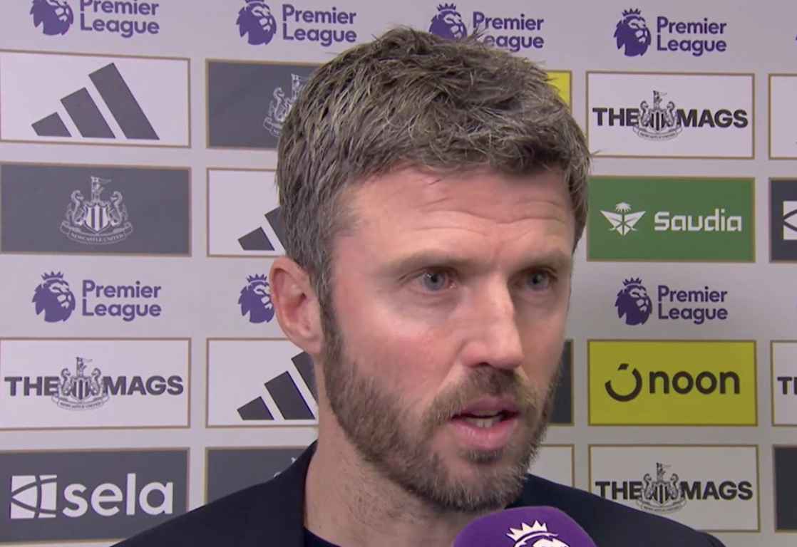 免费在线观看高清无插件赛事直播平台-曼联44岁少帅气炸 未与任何球员说话直接离场 生姜头怒批：烂透了